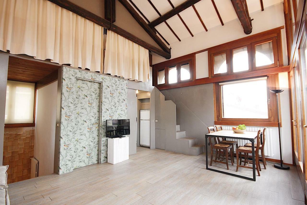 The Bright Nest Apartments เวโรนา ภายนอก รูปภาพ