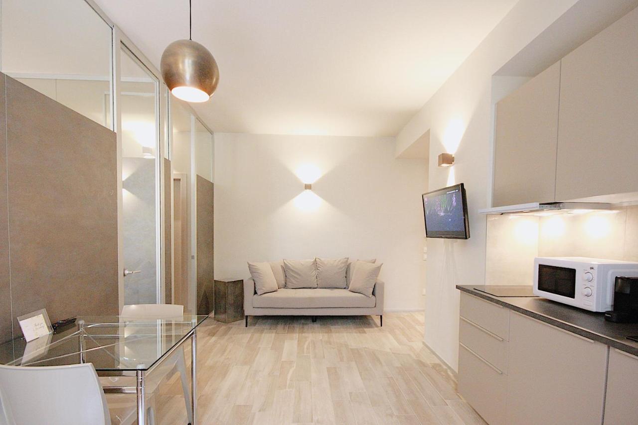 The Bright Nest Apartments เวโรนา ภายนอก รูปภาพ
