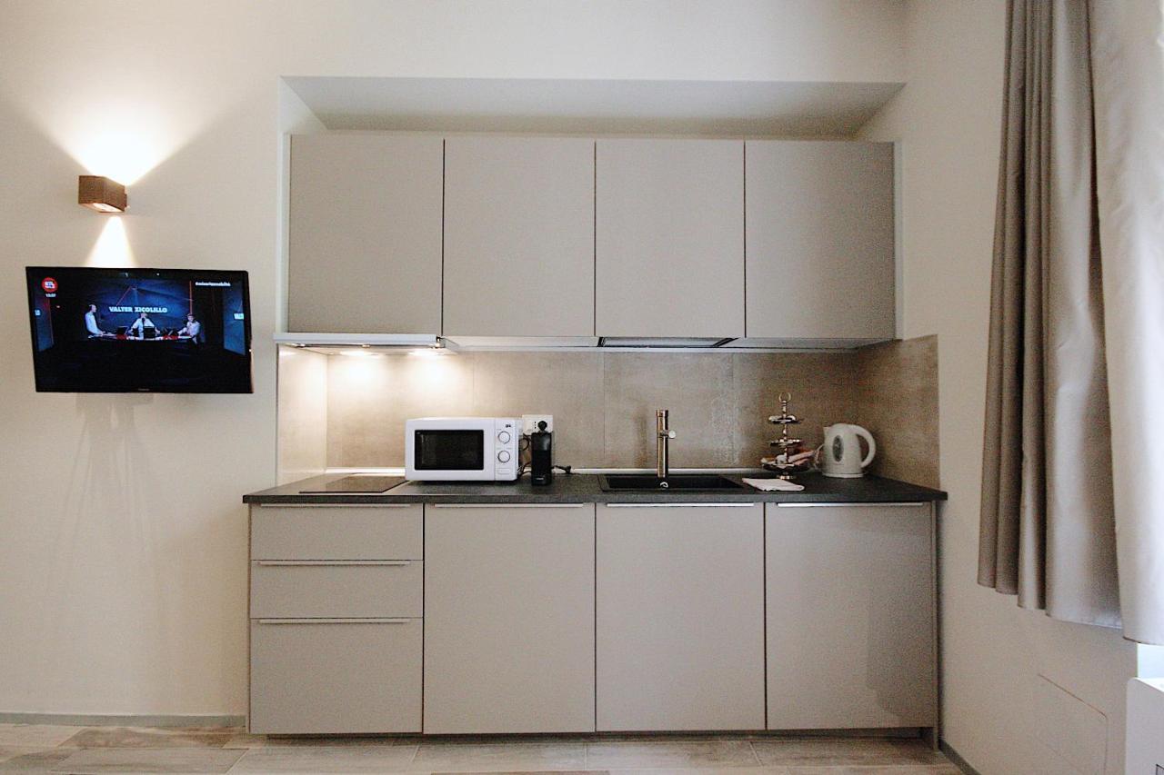 The Bright Nest Apartments เวโรนา ภายนอก รูปภาพ